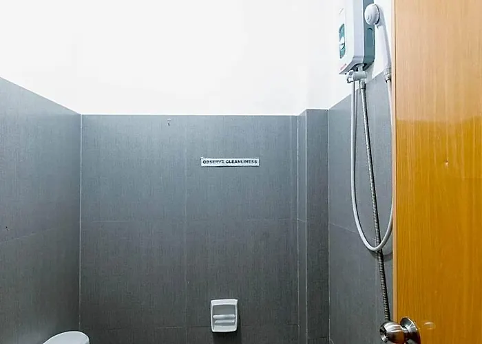 Reddoorz At Najar Residences Near Naia Terminal Hotel