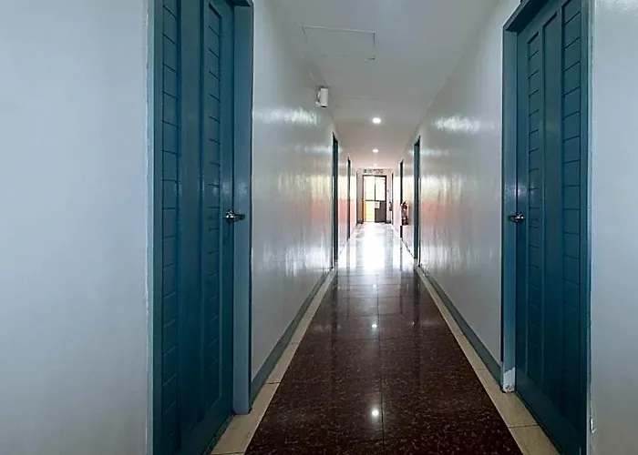 Reddoorz At Najar Residences Near Naia Terminal Manila