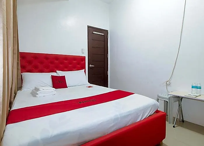 Reddoorz At Najar Residences Near Naia Terminal Hotel