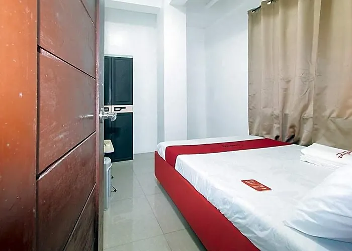 Reddoorz At Najar Residences Near Naia Terminal Hotel *